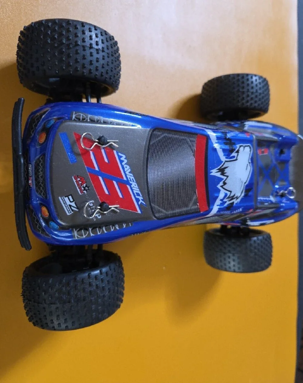 #MV128808 Maverick ION XT 1/18 RTR Electric Racing Truck